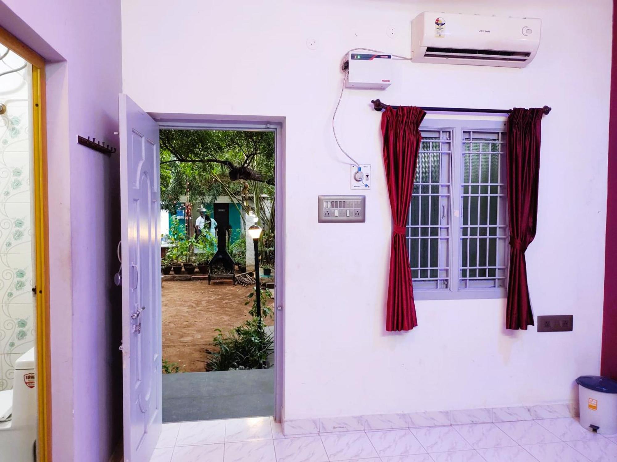 The Well Beach Side Guest House Auroville Kültér fotó